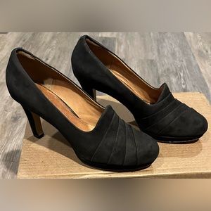 Women’s Collection by Clark’s Suede Pump Heels - Size 11